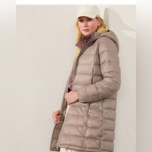 Athleta Aire Puffer Parka Jacket With Hood, Lightweight Size Large